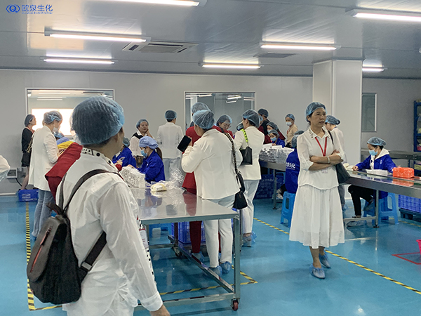 客戶團(tuán)隊(duì)參觀歐泉工廠-歐泉生化 客戶團(tuán)隊(duì)參觀歐泉工廠-歐泉生化